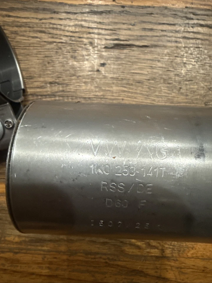 Volkswagen of America 1K0253141AA - Abrazadera de escape Foto 2 de 4