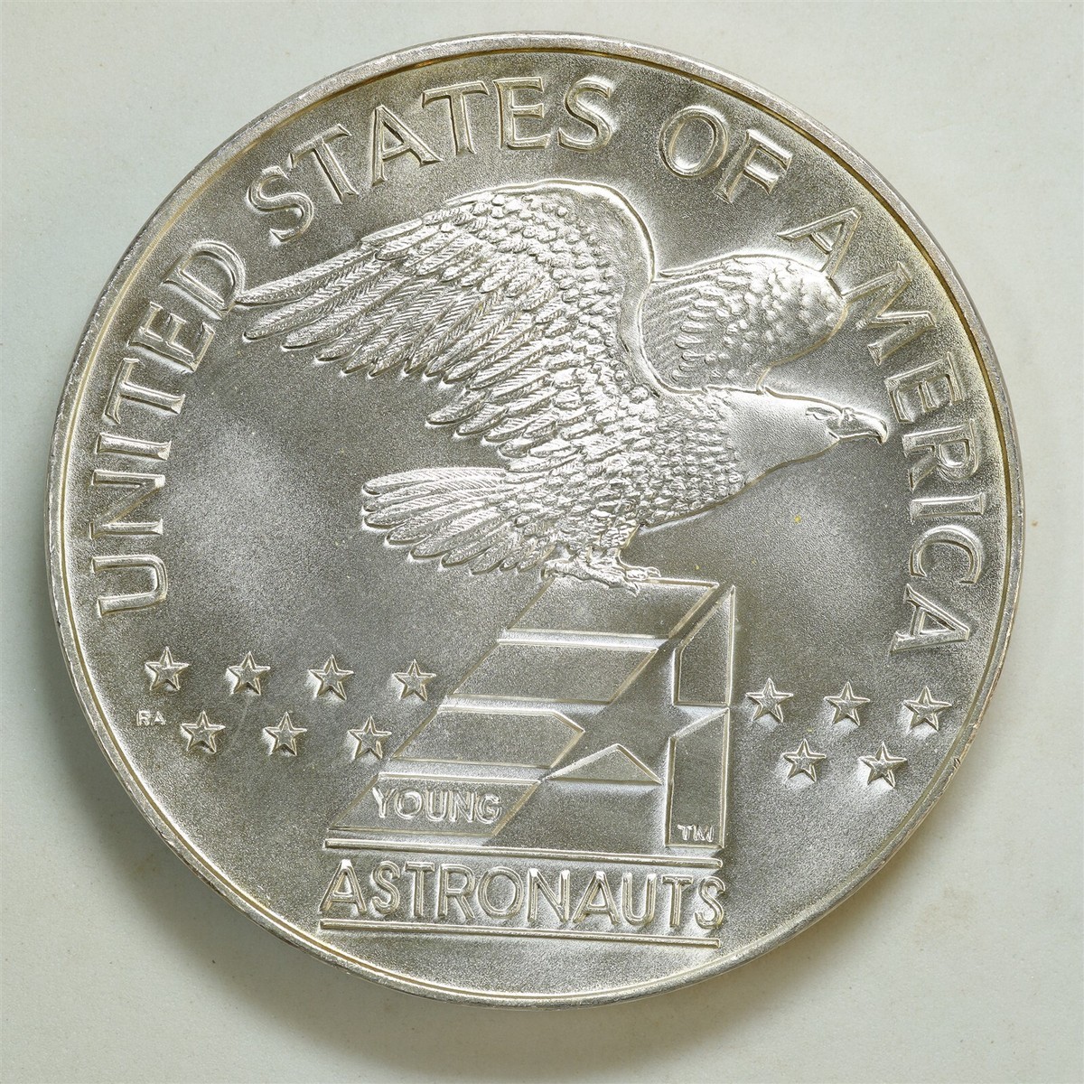 Silverbugs in space 1oz 銀貨バー 純銀 宇宙 NASA Silverbugs in space 1oz 銀貨バー 純銀 宇宙 NASA - メルカリ