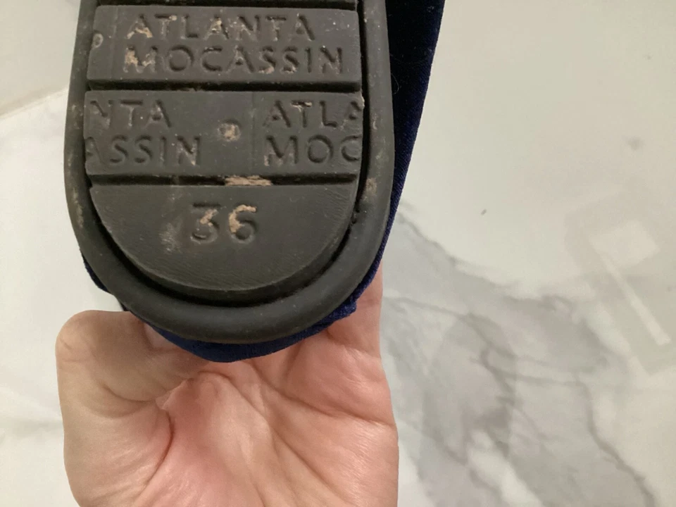 atlanta blue velvet moccasin size 36 kids - Image 3 of 3