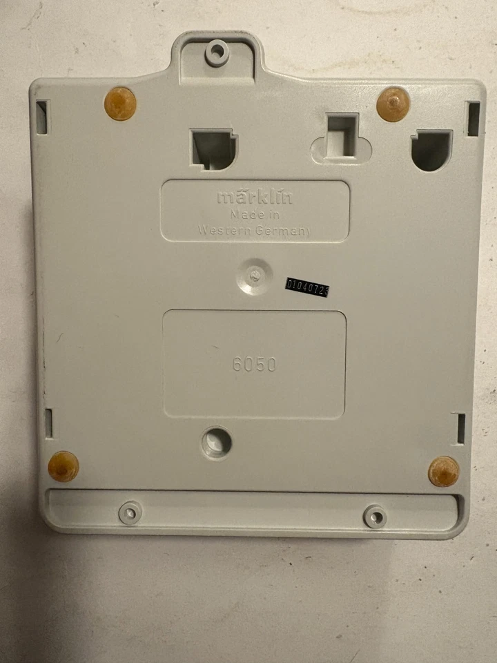 Märklin Digital Interface 6050 , ansehen, Schnäppchen !!! - Bild 2 von 2