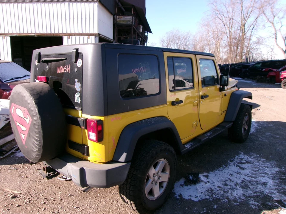 Used Seat Rear fits: 2008 Jeep Wrangler  Grade B Foto 3 de 4