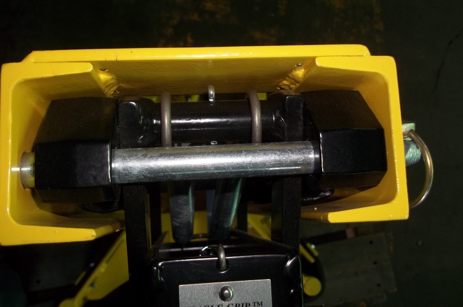 Easy Lift EG3SCM-CM SRJ Single Drum picker Clamping Machine 1500 lbs - Picture 5 of 7