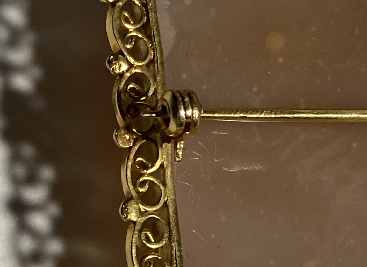 14K Yellow Gold Rectangular Shaped Shell Cameo Pe… - image 4