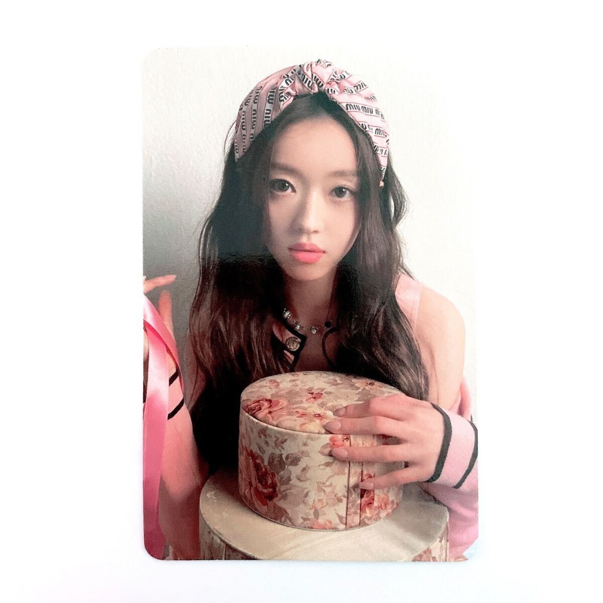 OH MY GIRL Official Photocard - Album REAL LOVE OhMyGirl Omg OH MY GIRL Official Photocard - Album REAL LOVE OhMyGirl Omg