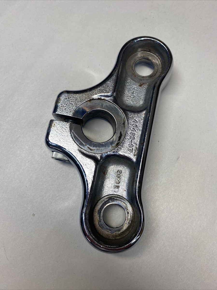 GENUINE 1997- UP SOFTAIL FLSTC SPRINGER UPPER TRIPLE TREE GENUINE 1997- UP SOFTAIL FLSTC SPRINGER UPPER TRIPLE TREE