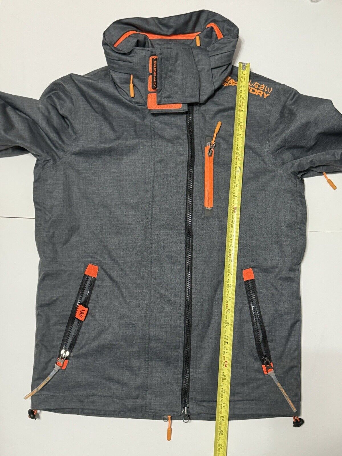 Foto 18 di 21