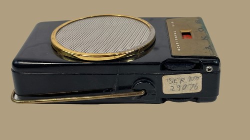 Vintage Sony 6 Transistor AM Radio – Working 1960s Pocket Radio with Gold Grill - Picture 5 of 5