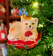  WOW CAT ON PILLOW GLASS TREE ORNAMENT FROM POLAND  CHRISTMAS  NEW IN BOX 