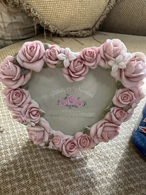 Heart Photo Frame 3.5 x 3.5  ROSEBUDS  PETALS & PROMISES BY AMSCAN - BEAUTIFUL!!