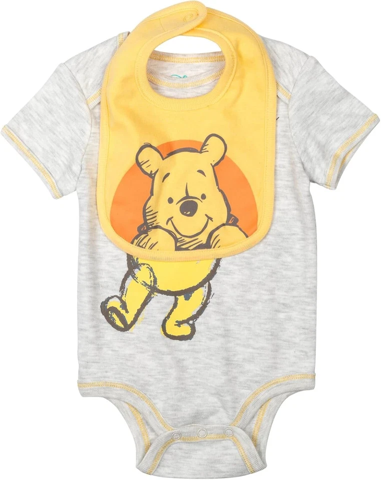 Disney Winnie the Pooh Bebé Body Pantalones Babero y Sombrero 4 3-6 Meses, Amarillo  Foto 2 de 4