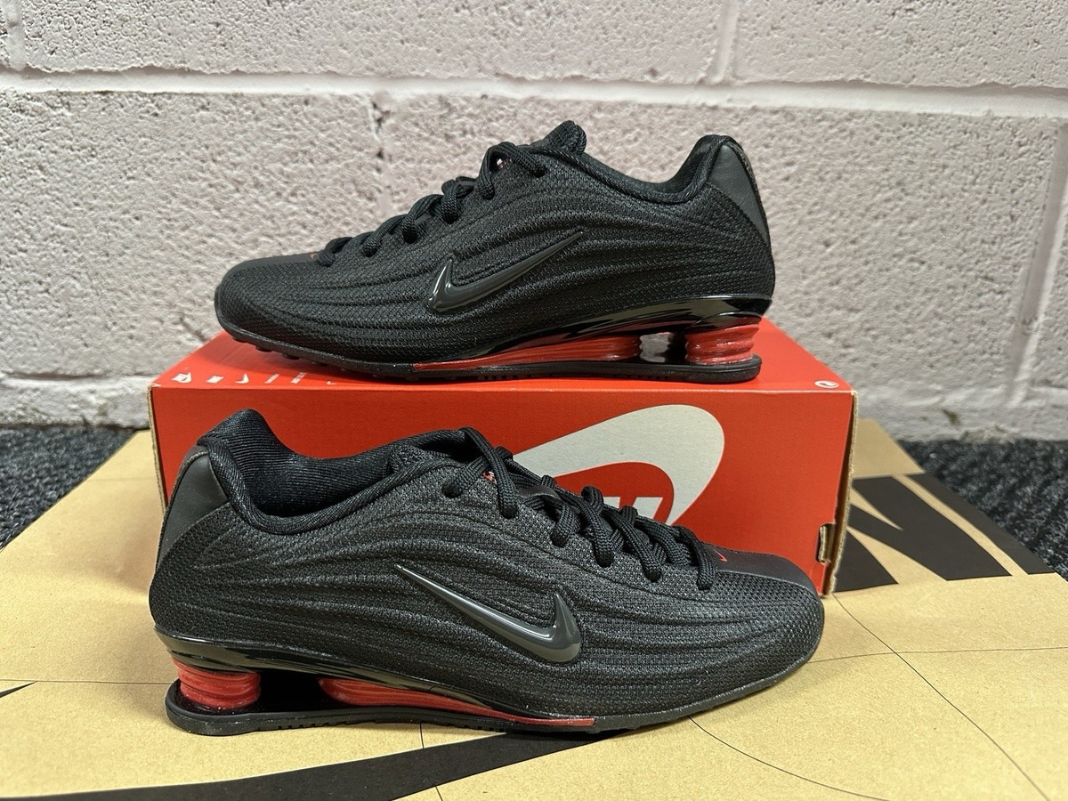 Women's Size 5.5 - Nike Shox Z 