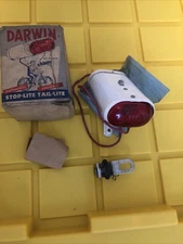 1940-50’s BICYCLE ACCESSORY DARWIN STOP LIGHT IN BOX NOS