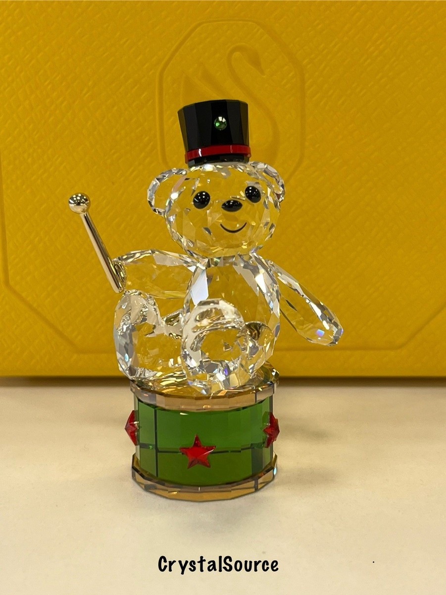 Swarovski Crystal 2025 KRIS BEAR Holiday Annual Edition Figurine
