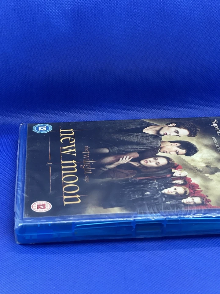 The Twilight Saga: New Moon - ( Blu-ray Movie, 2009 ) - PAL - New & Sealed - Image 4 of 4