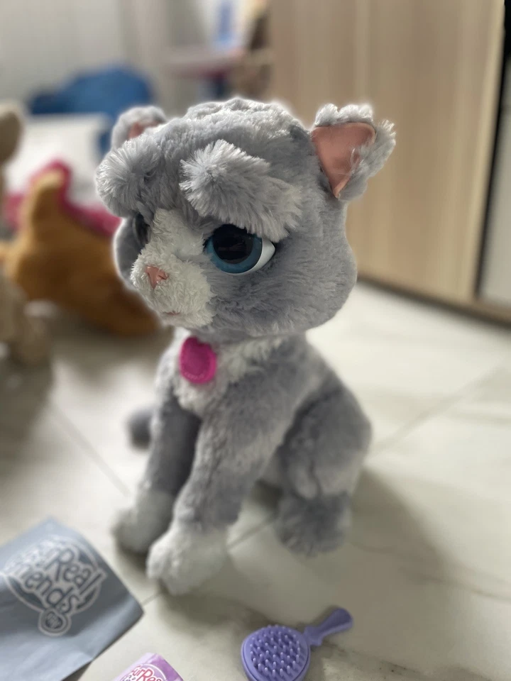 Neuwertige Fur Real friends Katze Bootsie Weihnachten interaktiv viel Funktionen - Bild 2 von 4