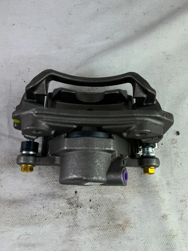 Disc Brake Caliper Base, RWD 19-B1663 Reman fits; Toyota T100 1993-1998 - Image 2 of 4