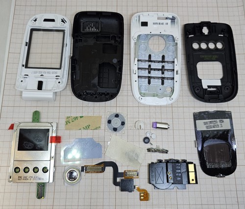 100% Original SonyEricsson Z310 Full Cover MIX Black +keypad latin RARE NEW - Picture 2 of 2