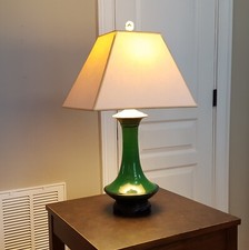 Vintage 1940s/50s Genie Lamp Green Base Yellow Shade Nice Finial Three Way Bulb