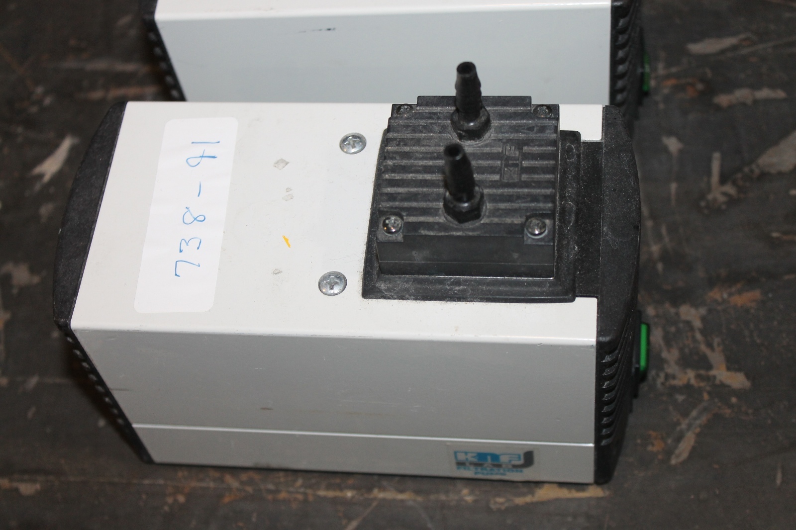 KNF Neuberger Edwards Vacuum Filtration Pump UN811KVP
