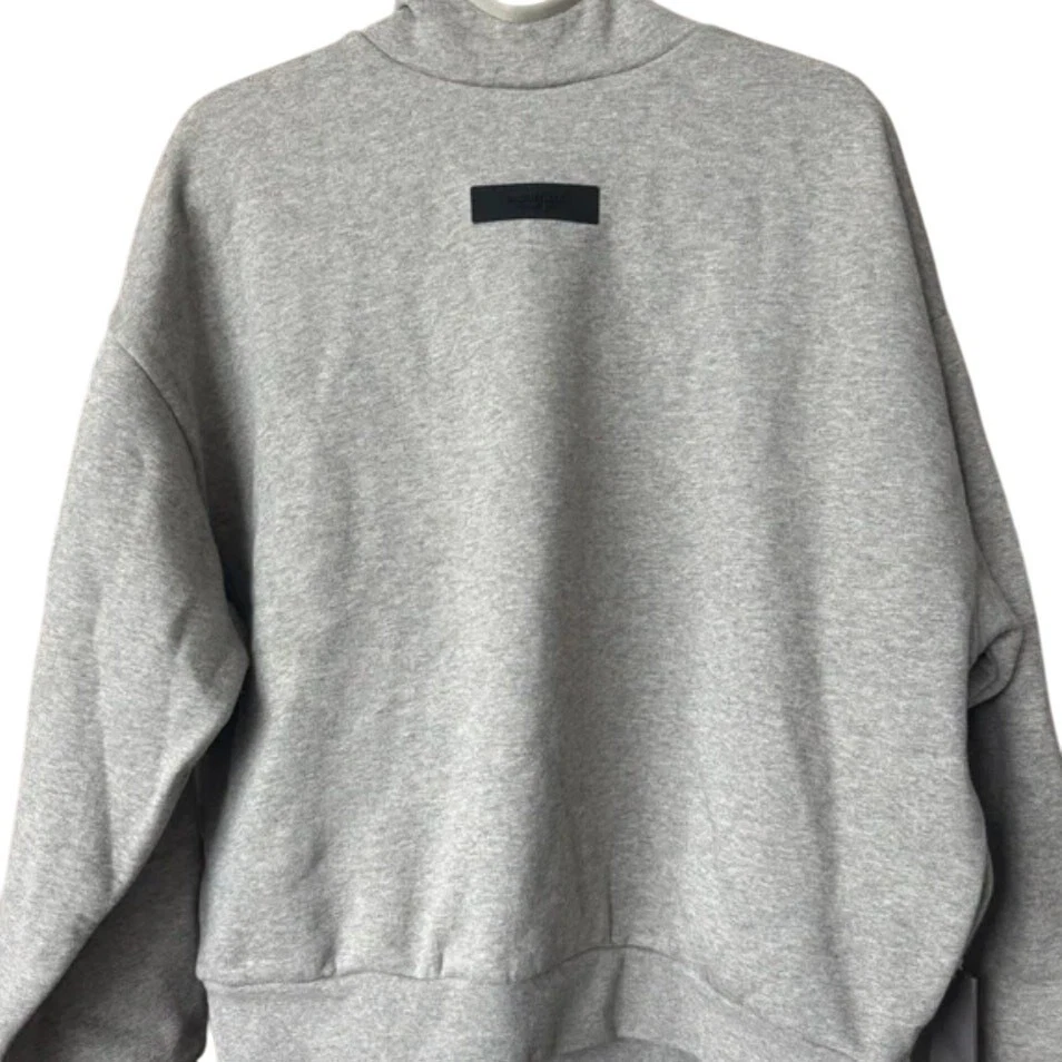 (S) Felpa con cappuccio Fear of God Essentials Dark Heather Avena nuova con etichette $100