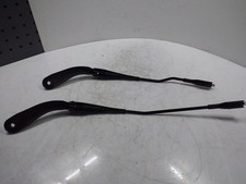 BMW 1-ER F20 BJ.2015 Wischerarme vorne links rechts Set 7239520 7239519