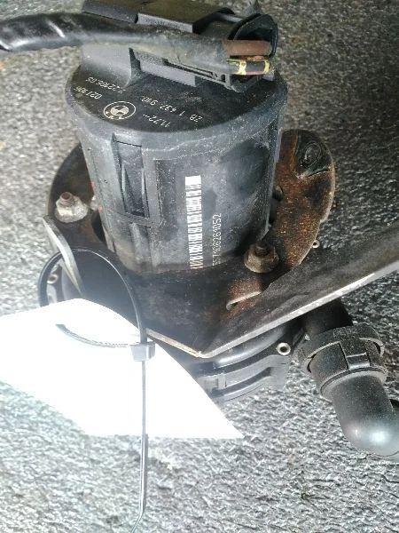 Bomba de inyección de aire 4,4 L para BMW X5 84597 00-03 Foto 2 de 4