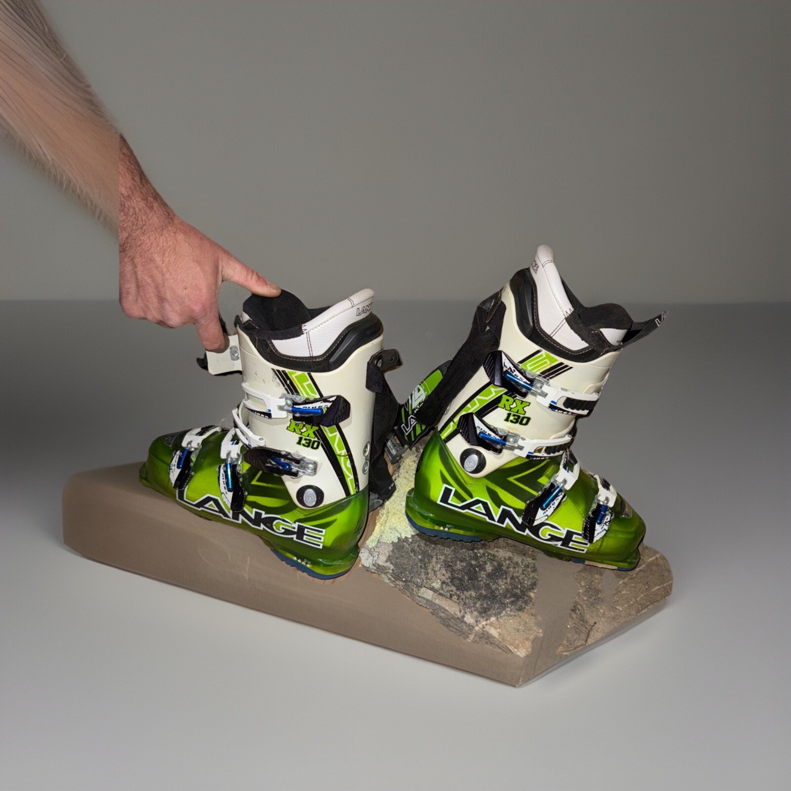 SALOMON Scarponi da sci alpino Lange RX 130 PRO 25 25.5 2012 MODELLO VERDE BIANCO