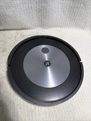 iRobot Roomba j7 Robotic Vacuum Cleaner 7150 WiFi (Parts) Red Light
