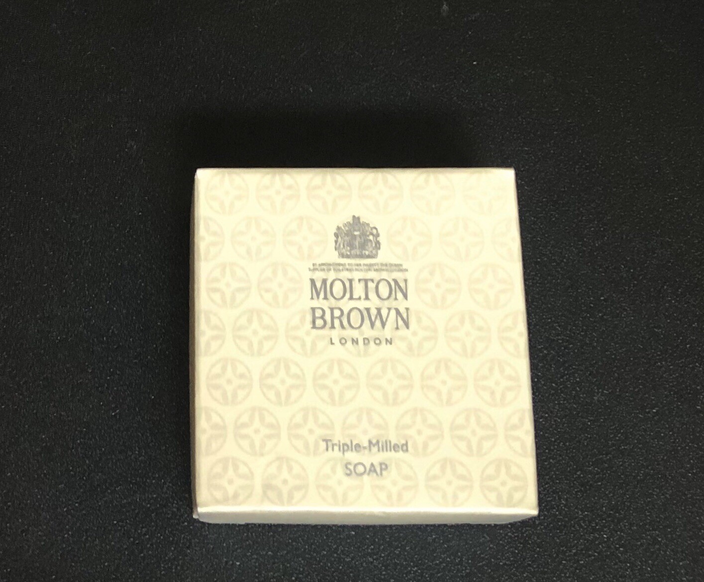 MOLTON Brown Triple Milled Ultra Pure Milk SOAP Boxed 1.59 oz Fresh