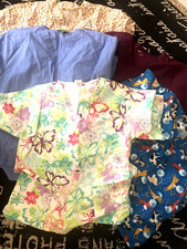 LOT 5 Pc M Asst SCRUB TOPS Medical Nurse ANGEL CAT Butterfly Floral DAISY Crocs