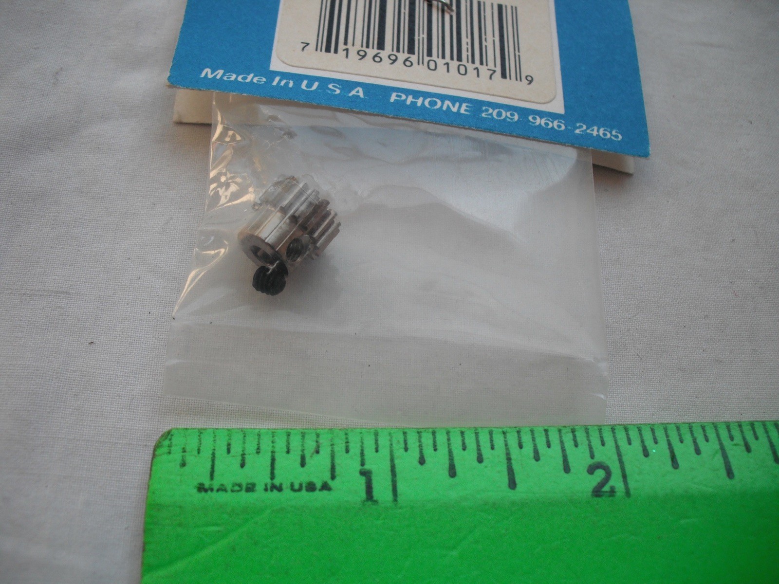 Robinson Racing RRP-1017, Pinion Gear, 17 Tooth 17T, 48 Pitch 48P, RC R/C Plane