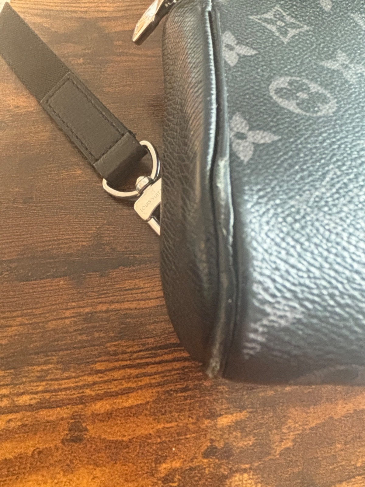 Authentic Louis Vuitton Outdoor Eclipse Unisex Cr… - image 14