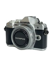 Olympus OM-D E-M10 Mark III Digital Camera Kit 12-40mm  14-42mm Zoom Used