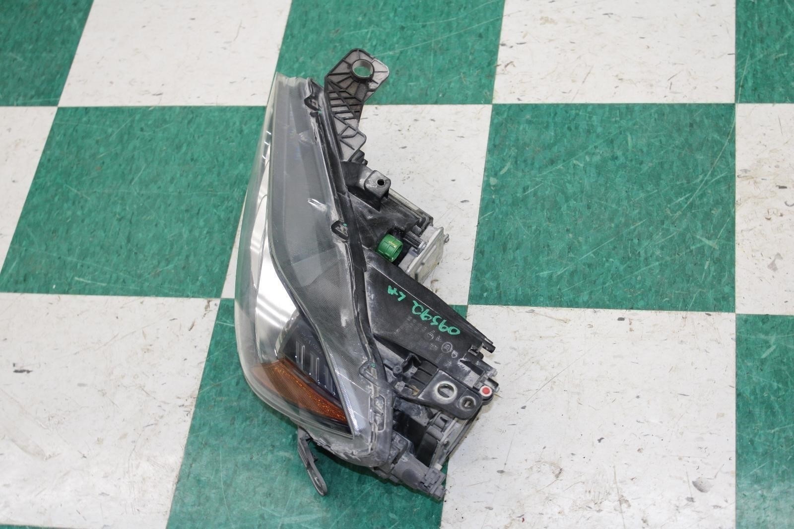 14-17 Ghibli Driver Side Left LH Headlight Head Light Lamp Xenon HID Factory OEM