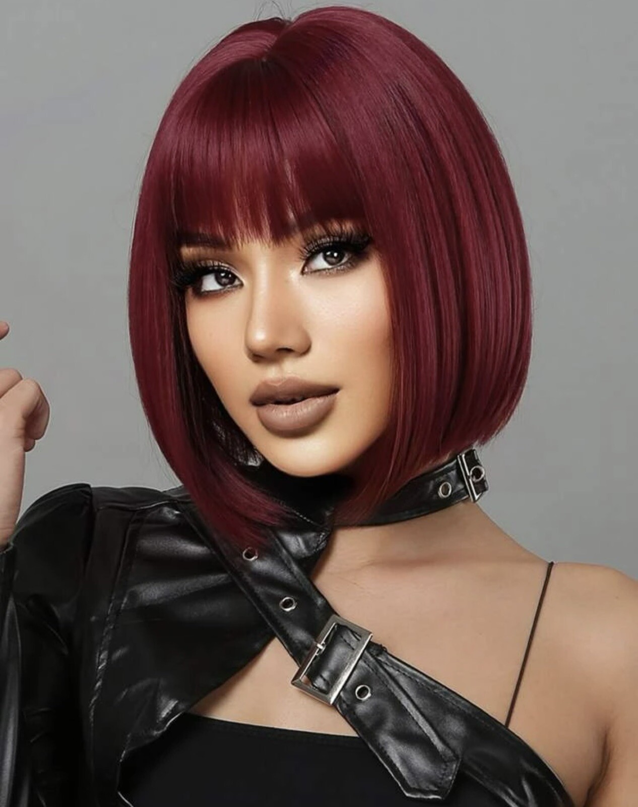 Perruque courte carré rouge lisse anti-glisse avec 4 bonnets pour masquer les cheveux