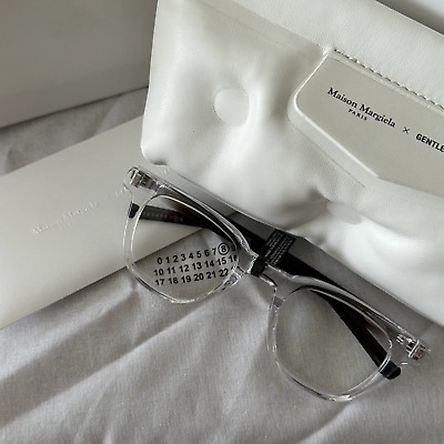 Gentle Monster x Maison Margiela MM010 Clear Black Gradient Gentle Monster x Maison Margiela MM010 Clear Black Gradient