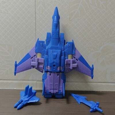 Hasbro Takara Transformers Legacy Evolution Metalhawk Prototype No Head Sculpt