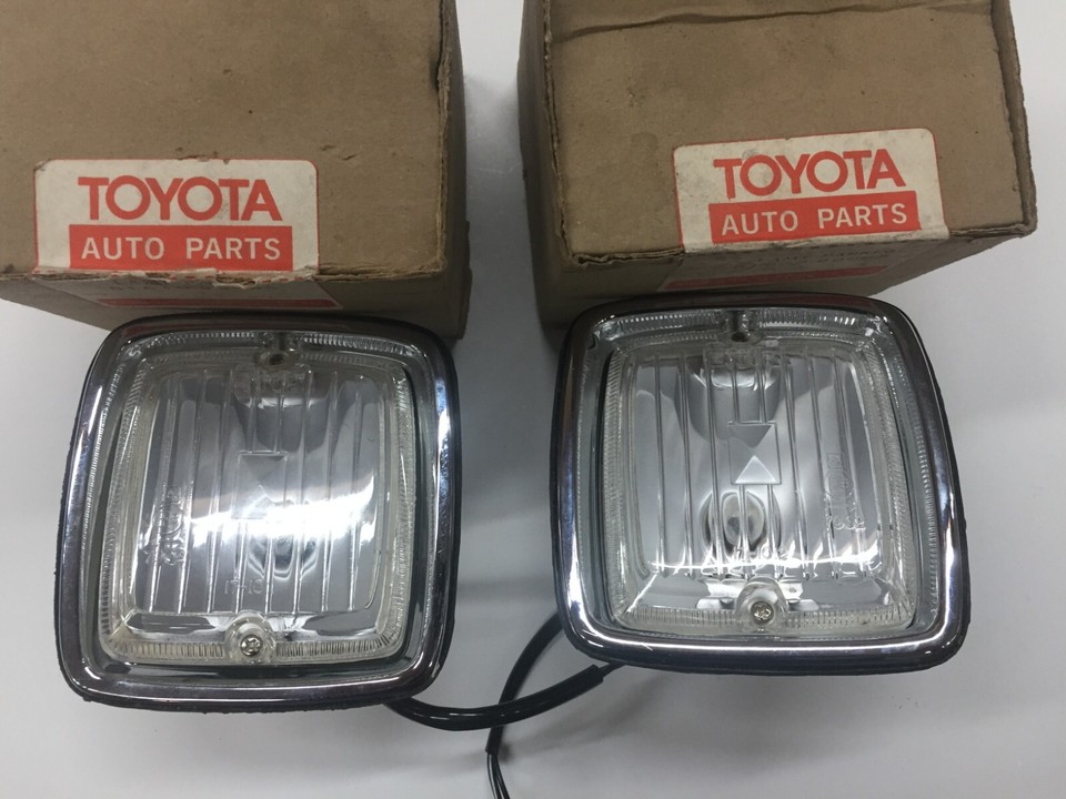TOYOTA CRESSIDA Lampe Assy, Clignotant Latéral COVER LH RH RX30 MX32