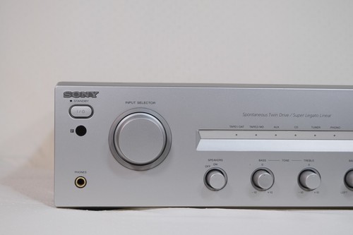 Amplificador estéreo integrado SONY TA-FE370 con entrada Phono MM HiFi separado en muy buena condición - Imagen 2 de 16