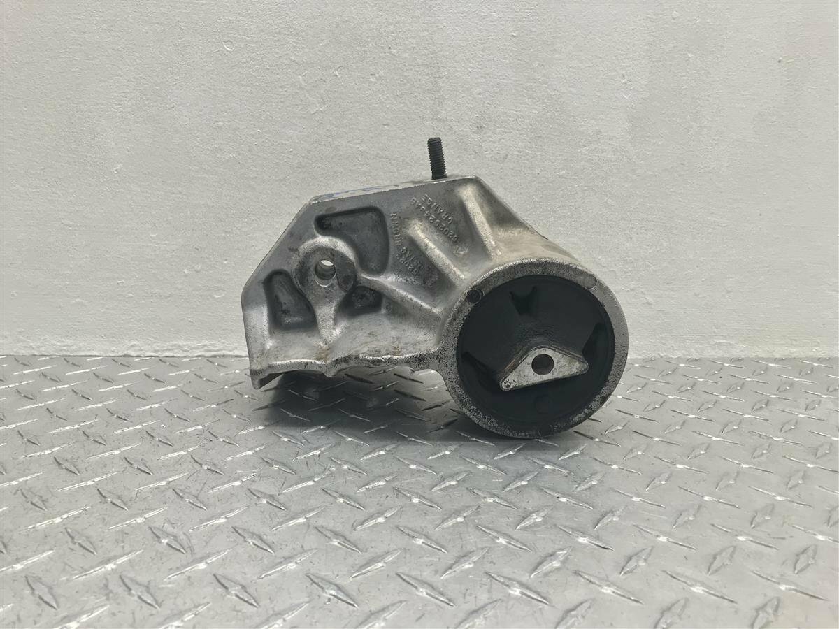 2002 DODGE DURANGO 4.7L REAR DRIVER ENGINE MOUNT OEM 52020243AB | eBay