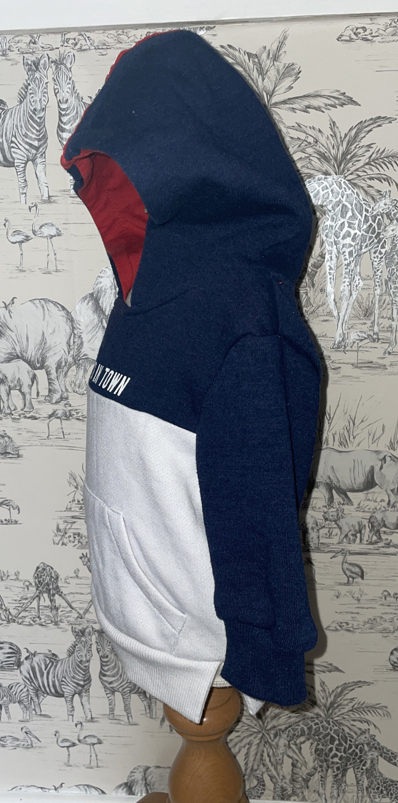 primark baby boy jumper and joggers set size 6-9 months new kid in town image 3