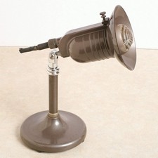 RCA AEROPRESSURE DYNAMIC MICROPHONE MI-6206 WITH RCA STAND - UNTESTED