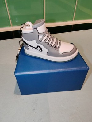 Mini Nike Schlüsselanhänger Sneaker 3D Air Dior Keychain Sneaker Schuh