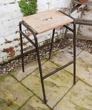 Sgabello bar piano lavoro metallo e compensato vintage metà secolo supporto piante stile Scandi