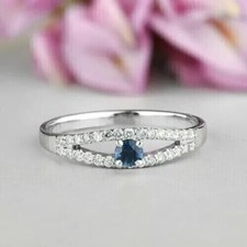 Engagement women's Ring 2.40Ct Round Simulated Sapphire 14K White Gold Plated