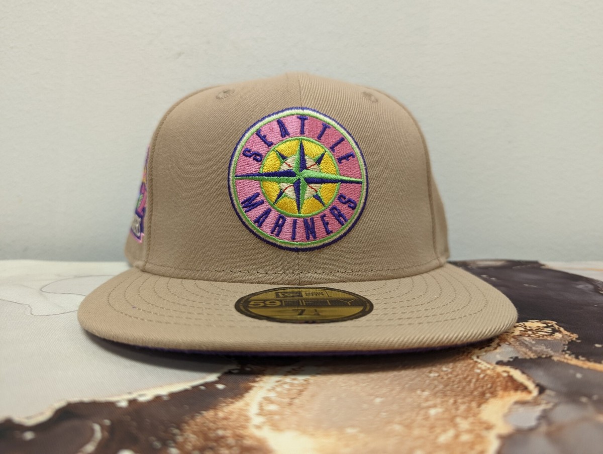 New Era 7 1/2 LA DODGERS EXCLUSIVE FITTED HAT SNEAKERTOWN