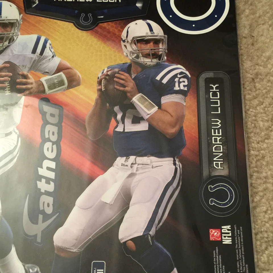 NFL Indianapolis Colts Andrew Luck Fathead 6" por 13" Incluye 6 calcomanías Foto 2 de 4