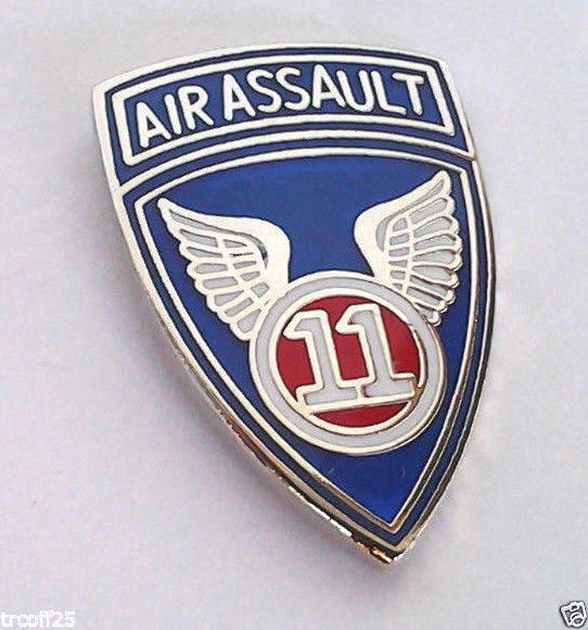 11th AIR ASSAULT (Small 7/8") US ARMY Military Hat Pin 15106 HO 