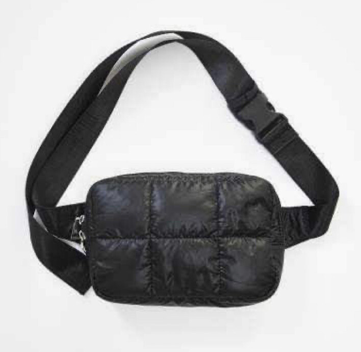 Brand New Black Quilted Crossbody Fanny Pack with Everywhere Belt Bag Strap