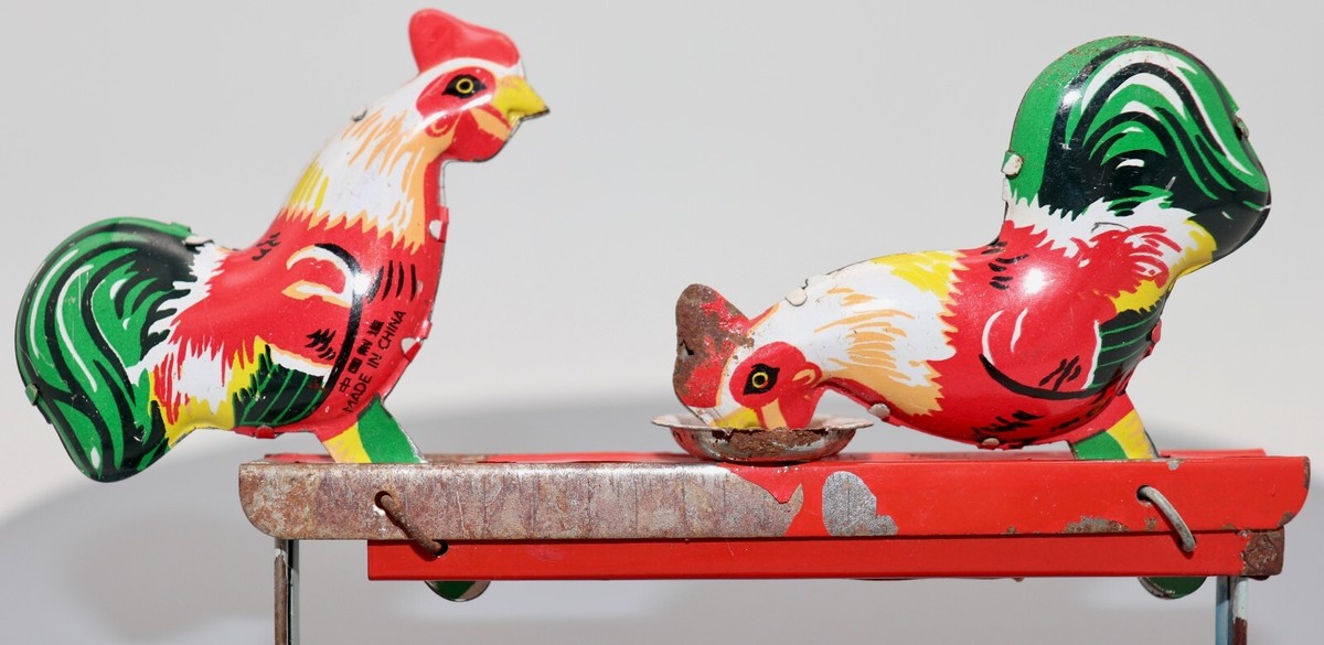 【中古】 Rooster Pop / Rock / Momentous 1970's Tin Litho Wind-up Clockwork 'rudy the Rooster